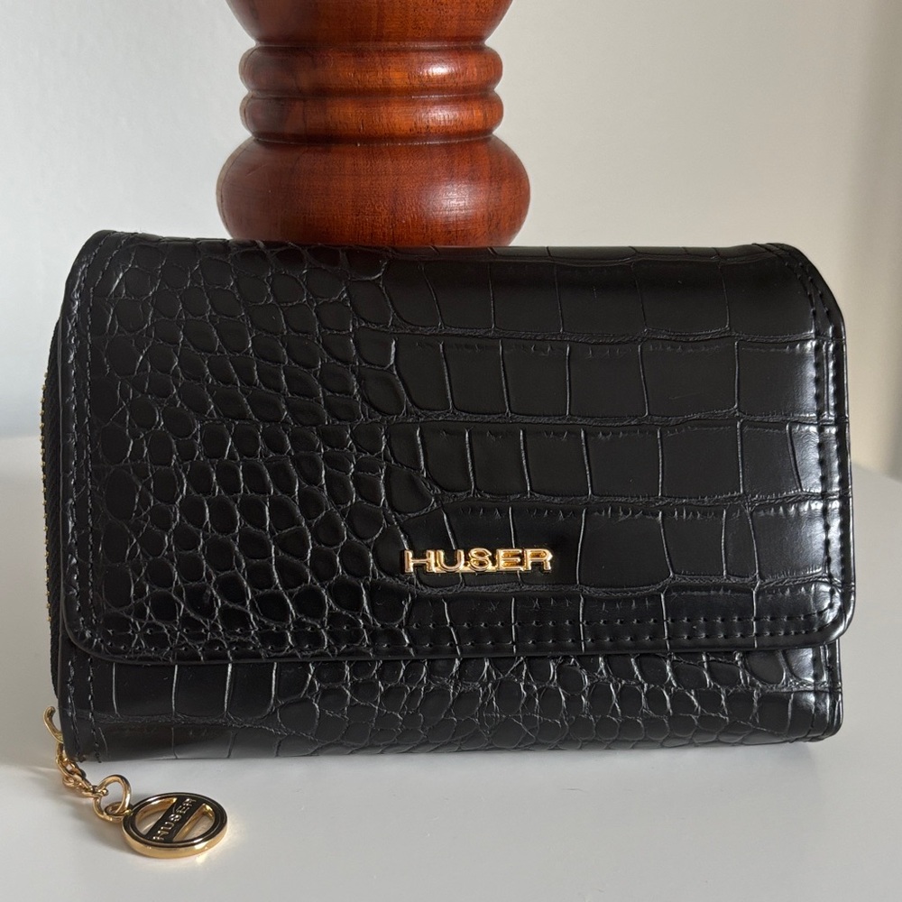NWT Huser Animal Print Wallet